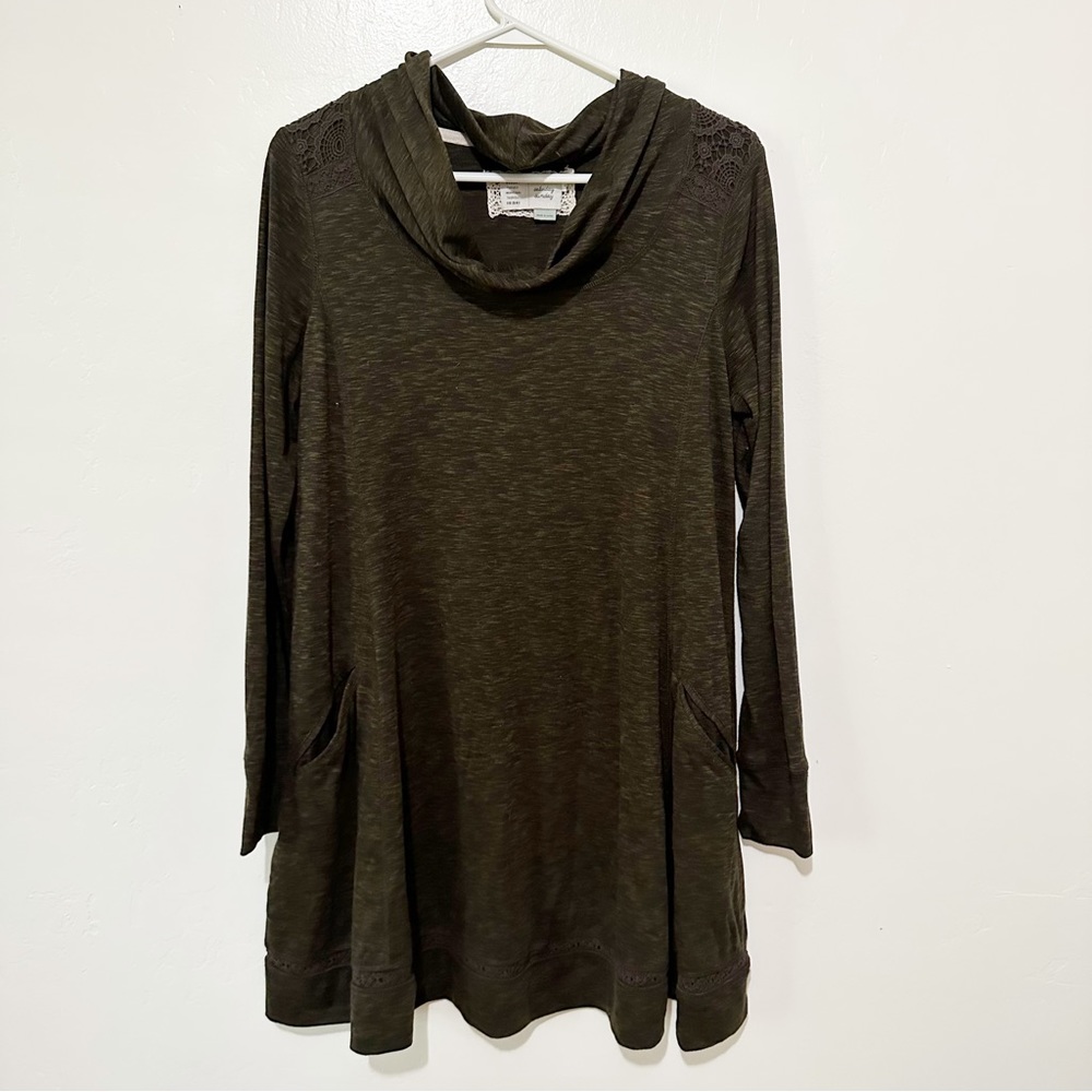 Anthropologie Green Lace Long Sleeve Tunic